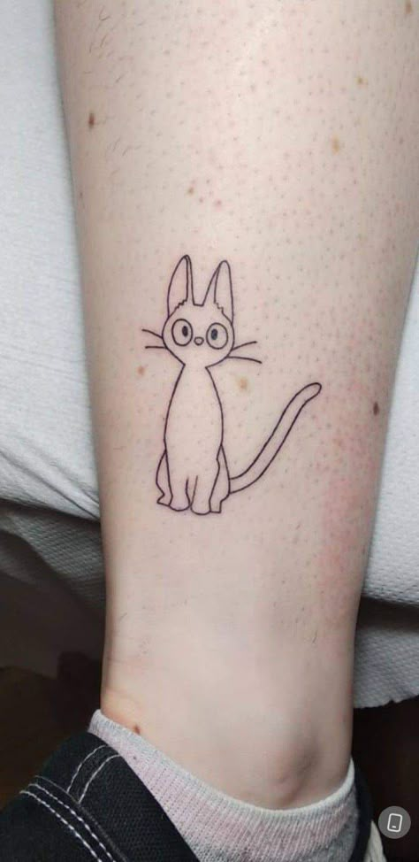 Studio Ghibli Tattoo Outline, Studio Ghibelline Tattoo, Studio Ghibli Tattoo Kiki, Studio Ghibli Tattoos Small Minimalist, Studio Ghibli Cat Tattoo, Kiki Cat Tattoo, Ghibli Tattoo Kiki, Gigi Kiki Delivery Service Tattoo, Studio Ghibli Fineline Tattoo