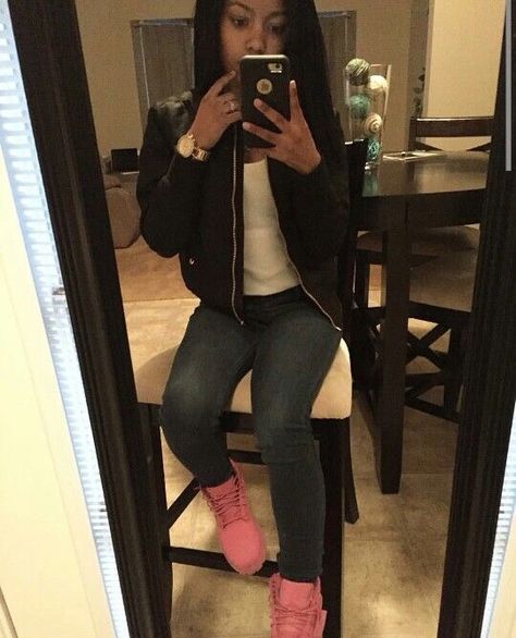 [ You're Beautiful ]✧. Love Anika @i1uvMYFAMILY Pink Timberlands Outfit, Pink Timbs, Timberland Outfits Women, Timbs Outfits, Cute Edgy Outfits, Pink Timberlands, Outfit Botas, Timberland Style, Timberlands