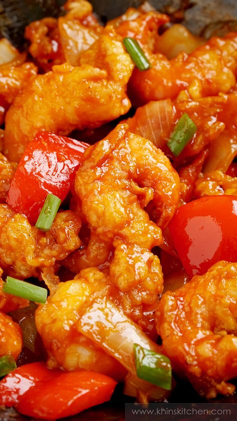 Sweet and Sour Prawn Balls | Khin's Kitchen | Chinese Cuisine Tai Food Recipes, Sweet And Sour Fish Recipe, Prawn Balls, Chinese Fish Recipe, Sweet And Sour Prawns, Prawn Dishes, Homemade Chinese Food, Hot And Sour Soup, Prawn Recipes