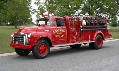 Antique Fire Trucks, Rescue Vehicles, Fire Apparatus, Evening Sandals, Truck Engine, Fire Service, Gmc Trucks, Emergency Vehicles, Fire Dept