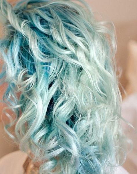 Pastel Blue Hair, Scene Girl, Bright Hair Colors, Hair Color Pastel, Ombré Hair, Bright Hair, Hair Color Blue, Pastel Hair, Rosa Pink