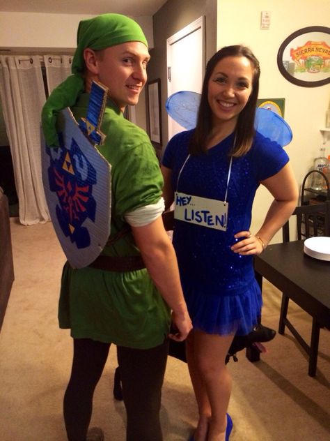 Link and Navi via Reddit user Meowshelle Nerdy Couples Costumes, Nerdy Halloween Costumes, Zelda Costume, Couples Costumes Creative, Halloween Costumes Diy Couples, Halloween Duos, Couples Cosplay, Halloween Parejas, Best Couples Costumes