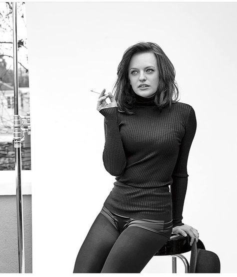 Elizabeth Moss, Elisabeth Moss, Actor Studio, Black And White Portraits, Best Actress, How To Look Pretty, Beauty Women, Actors & Actresses, Beautiful People