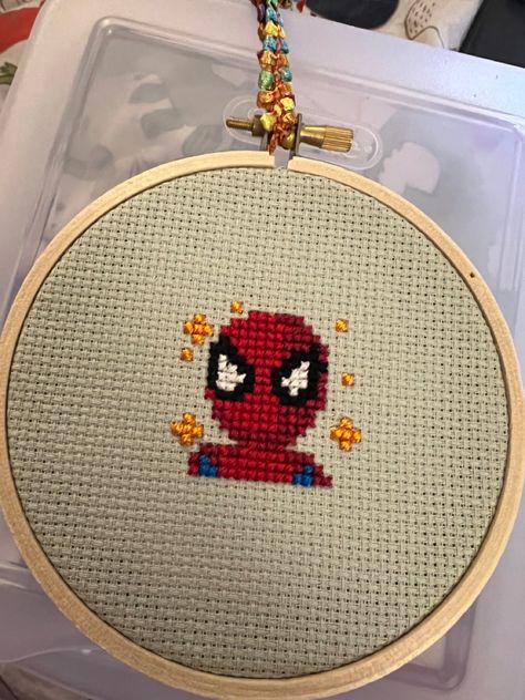 Iron Man Embroidery, Spider Man Cross Stitch, Cross Stitch Spiderman, Spiderman Embroidery Pattern, Avengers Embroidery, Spiderman Cross Stitch Pattern, Tiny Cross Stitch Patterns Free, Spiderman Cross Stitch, Spiderman Embroidery