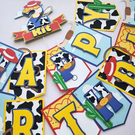 Disney Banner, Cardstock Cricut, Cricut Cardstock, Toy Story Theme, Story Birthday, Toy Story Birthday Party, Toy Story 3, Birthday Crafts, Toy Story Birthday