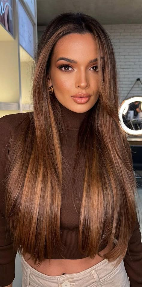 Older Woman Brunette Hair, Long Haircut With Long Bangs, Hot Hair Styles For Women 2023, Hair Trends 2023 Haircuts Women Long, 2023 Hair Trends For Women Long Hair, Latest Haircut For Women, 2023 Hair Color Trends For Women, Rose Long Hair, Hair Cuts Trendy