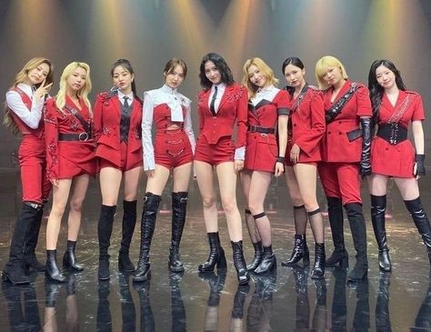 Concert Outfit Guys, Twice Concert Outfit, Itzy Stage, Go Viral On Tiktok, Twice Outfits, Twice What Is Love, Red And Black Outfits, Twice Concert, Fran Fine