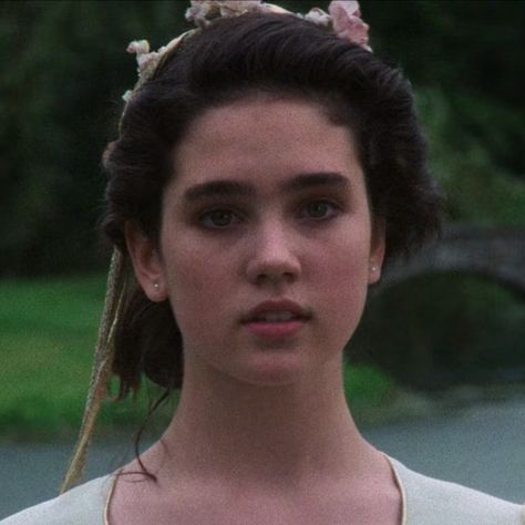 Jennifer Connelly Labyrinth, Sarah Labyrinth, Jennifer Connelly Young, Labyrinth 1986, The Labyrinth, Green Gown, Demi Moore, Jennifer Connelly, Look Alike