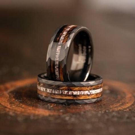 Engagement Rings With Wood, Country Wedding Rings Men, Whiskey Barrel Wedding Band, Mens Antler Wedding Band, Western Wedding Rings For Men, Western Mens Wedding Band, Western Wedding Bands For Men, Men’s Wedding Rings, Whiskey Barrel Rings