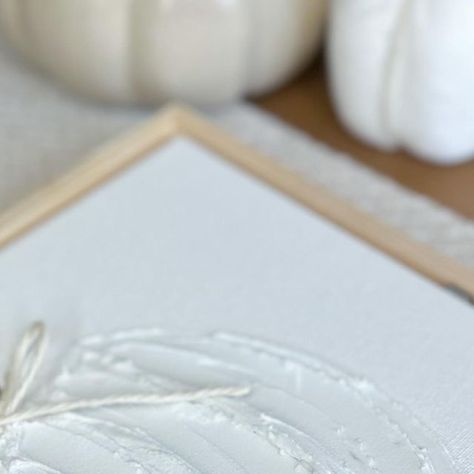 Spackle Pumpkin, Craft Night Projects, Cheap Crafts, Instagram Diy, Craft Night, A Craft, Fall Weather, Fall Diy, Fall Design