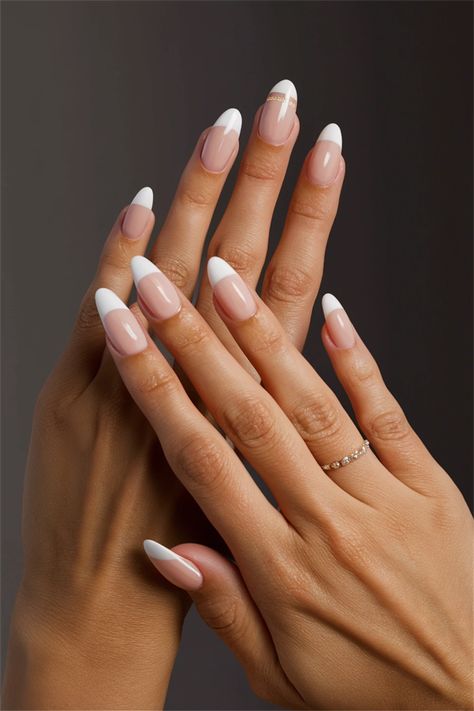 Elevate your look for any formal occasion with these elegant simple nail ideas that speak volumes. A classic nude base embellished with subtle gold or silver accents creates a sophisticated vibe while keeping the overall look effortless. This versatile style complements gowns and tailored suits alike, making it ideal for weddings, galas, or corporate events. Get inspired and embrace chic simplicity for your next big night! Corporate Nails Simple, Corporate Nails, Simple Nail Ideas, Fall Nail Ideas, Fall Manicure, Manicure Inspiration, Seasonal Nails, Simple Nail, Big Night