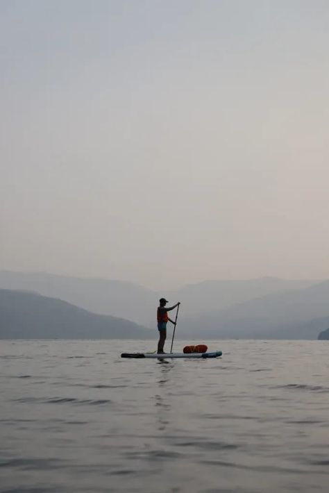 Beginner's Guide to SUP Camping - tips on planning, packing, and paddling for stand up paddle board trips | She Explores: Women in the Outdoors Breakfast On The Beach, Filtered Water Bottle, Camping Pillows, Forest Fire, Outdoor Lover, Calm Water, Standup Paddle, Beginners Guide, Camping Hacks