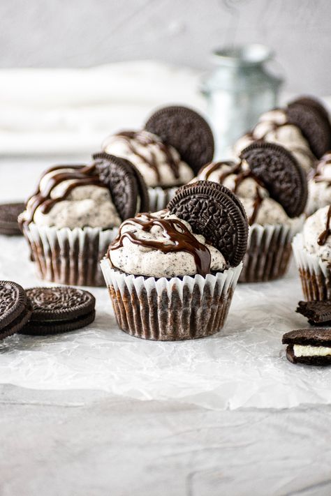 Chocolate Oreo Cupcakes - Ginger Snaps Baking Affairs Chocolate Oreo Cupcakes, Oreo Buttercream Frosting, Oreo Buttercream, Chocolate Cupcakes Moist, Chocolate Oreo, Oreo Cupcakes, Oreo Recipes, Okay Okay, No Churn Ice Cream