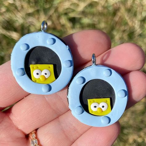 Polymer Clay Rick And Morty, Spongebob Clay Ideas, Air Dry Clay Spongebob, Spongebob Clay Art, Marvel Clay Ideas, Clay Spongebob, Spongebob Clay, Clay Cartoon, Polymer Clay Magnet