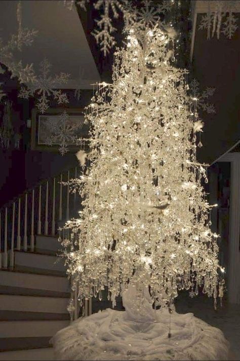 Crystal Chandelier Christmas Tree, Irredescent Christmas Tree Decor, Diamond Christmas Tree, Icy Christmas Decor, White Twig Christmas Tree, White Christmas Tree Decor Ideas, Ice Christmas Tree, White Christmas Tree Decor, Glam Christmas Tree