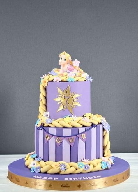 Tangled Rapunzel Cake Birthday, Rupunzle Cakes, Rapunzel Birthday Cake Tangled, Rapunzel Birthday Cake Ideas, Disney Tangled Party, Rapunzel 15 Theme Cake, Rapunzel Birthday Cakes, Rapunzel Themed Cake, Tangled Birthday Party Cake