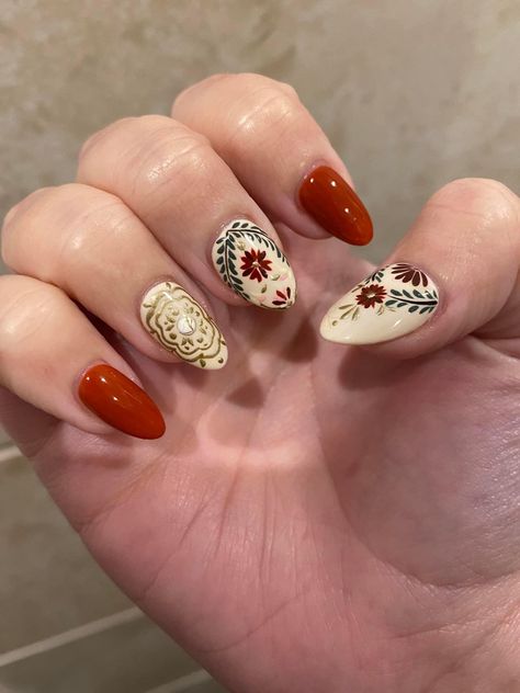 Folk Art Nail Design, Persian Nail Design, Mexican Artisan Nails, Turkish Inspired Nails, Slavic Nail Art, Scandinavian Nails Design, India Nails Design, Folk Nail Art, Hispanic Heritage Nails