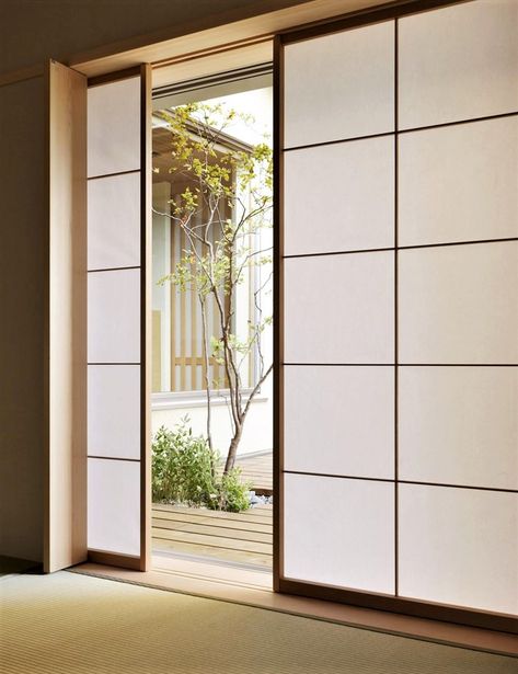 Shoji Sliding Doors, Japanese Sliding Doors, Japan Interior, Japanese Door, Scandinavian Design Style, Japandi Interior Design, Japanese Home Design, Japandi Interiors, Japandi Home