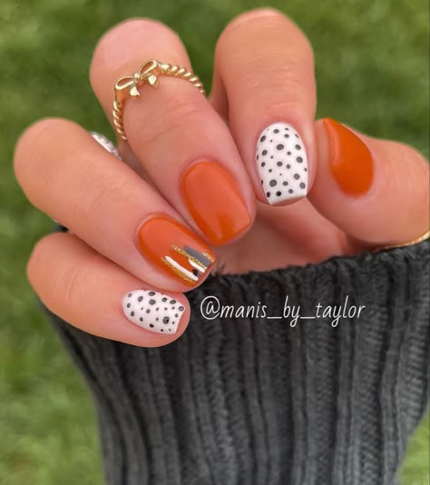 Fall Themed Short Gel Nails, Fall Nails Rusty Orange, Short Fall Nails Pumpkin, Rustic Orange Nails Fall, Fall Animal Print Nails, Nail Designs Fall 2024, Girly Fall Nails, Fall Nails Orange, Boho Fall Nails