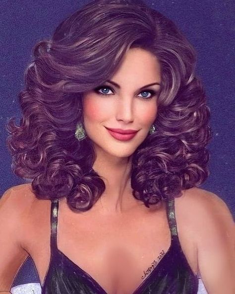 Big Texas Hair, Nice Wigs, Texas Hair, Highlights Curly Hair, Brunette Hair With Highlights, Curly Hair Photos, Curls For Long Hair, Honey Blonde Hair, Long Hair Wedding Styles