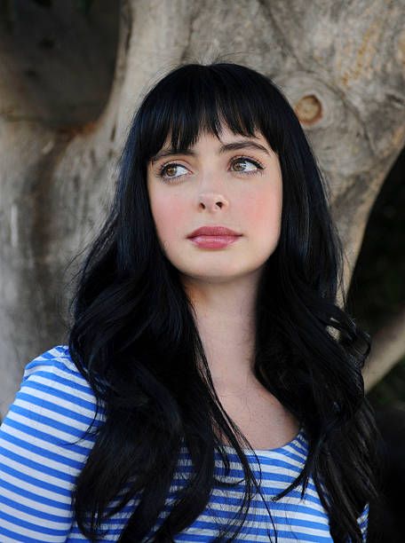 Actress Krysten Ritter photographed for WWD on October 29, 2008 in Los Angeles, California. Black Hair Pale Skin, Hair Pale Skin, Krysten Ritter, Short Grunge Hair, Jet Black Hair, October 29, Pale Skin, Grunge Hair, Color Hair