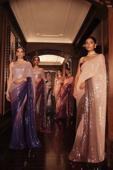 Stunning Shimmer Sarees That Are Perfect For Your Cocktail! Shimmer Saree, डिज�ाइनर कपड़े, Saree Ideas, Sequence Saree, Sarees For Girls, Sequin Saree, Fancy Sarees Party Wear, Party Sarees, Indian Fashion Saree