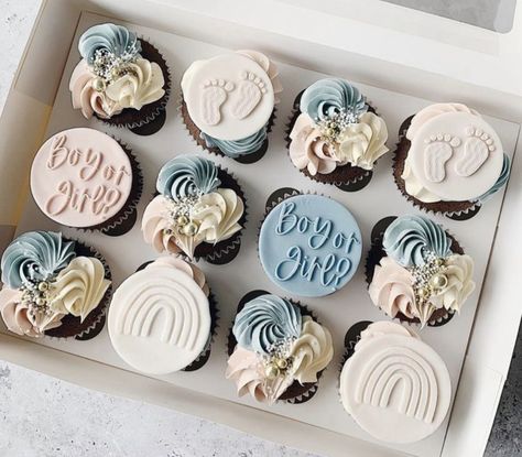 He Or She Cupcakes, Desert For Gender Reveal, Homemade Gender Reveal Cupcakes, Cute Gender Reveal Cupcakes, Gender Reavel Cake Design, Cupcake Reveal Gender, Gender Reveal Sweets Ideas, Cupcakes Gender Reveal Ideas, Gender Reveal Cupcakes Ideas