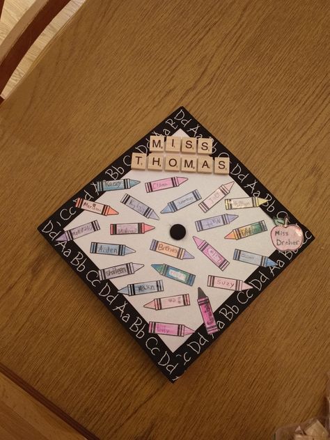 Crayon Graduation Cap, Student Teaching Cap, Education College Graduation Caps, Education Major Graduation Stole, Elementary Cap Decoration, Graduation Cap Designs Elementary, Educator Graduation Cap, Teacher Inspired Graduation Caps, Grad Cap Designs Teacher