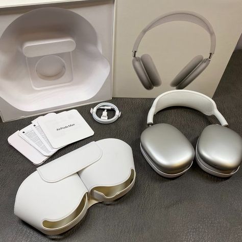 Apple AirPod Max Silver white, brand new, Wireless noise-cancelling headsets Airpods Max Silver, Thriller Drama, Airpod Max, Iphone Obsession, Airpods Max, Hifi Audio, Equalizer, White Brand, Sound Quality