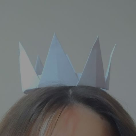 Paper Crown Aesthetic, Aesthetic Diys, Crown Aesthetic, Paper Crown, Paper Crowns, Saved Pins, Birthday Pictures, Wild Things, Frankenstein