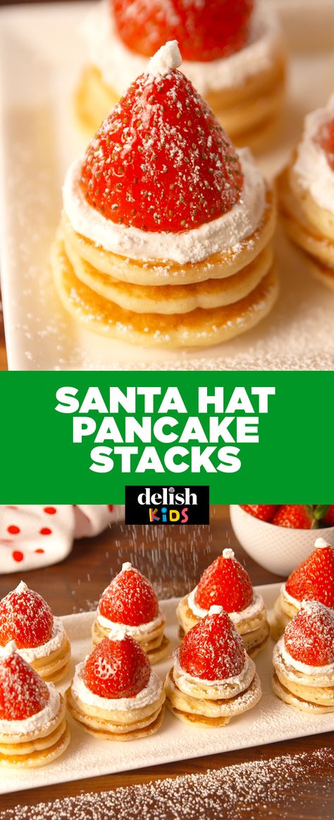 Santa Breakfast Ideas, Creative Christmas Breakfast Ideas, Brunch Food Ideas Christmas, Work Christmas Breakfast Ideas, Grinch Pancakes Christmas Breakfast, Christmas Breakfast For Toddlers, Christmas Pancake Breakfast, Christmas Morning Breakfast Sides, Kid Christmas Breakfast Ideas