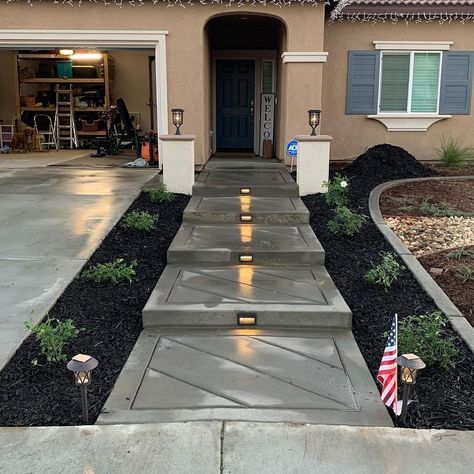 Front Yard Landscaping With Stairs, Lighted Front Walkway, Front Yard Stairs Walkways, Front Lawn Steps, Front Yard Cement Ideas, Front Step Landscaping Ideas, Front Yard With Palm Trees, Front Yard Walkway Ideas Entrance Steps, Front Yard Stairs Landscaping