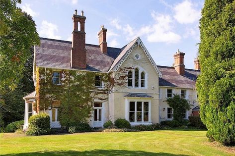 Sean Connery's former Irish home is on the market Irish House Exterior, Irish Homes, Dream House Ireland, Irish House Plans Two Storey, The Great Train Robbery, Houses In Ireland, Old Irish Stone Houses, House Of Gold, Irish Houses