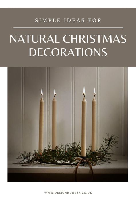 Natural Christmas decoration with tapered candles surrounded by an evergreen wreath and velvet ribbon. Candle With Ribbon, Diy Natural Christmas Decorations, Christmas Decorations Natural, Natural Christmas Decorations, Natural Decorations, Christmas Easy, Candle Centerpiece, Blog Image, Natural Christmas Decor