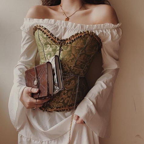 Corset White Dress, Aesthetic Light Academia, Cottage Vibes, Corset Fashion Outfits, Academia Aesthetics, Academia Outfits, Corset Blouse, Corset Fashion, Girl Reading