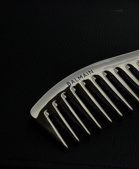 Balmain Hair Salon Marketing, Balmain Hair, Perfect Blowout, Paddle Brush, Hair Aesthetic, Styling Tools, Hair Brush, Travel Size Products, Hair Salon