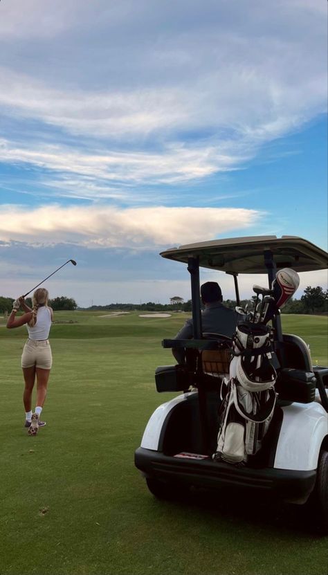 Rich Golfer Aesthetic, Golf Tournament Aesthetic, Golf Asethic Women, Aesthetic Golf Pictures, Golf Asthetic Photos, Golfing Aesthetic, Golf Aesthetics, Golf Pics, Country Club Aesthetic