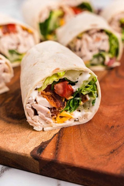 Looking for a quick and tasty meal idea that goes beyond the boring sandwich routine? Then these Chicken Bacon Ranch Wraps are your new best friend! With just a handful of ingredients and minimal prep time, you can whip up a satisfying lunch or dinner that's perfect for busy weekdays or feeding a crowd. Bacon Ranch Wraps, Ranch Wraps, Chicken Bacon Ranch Wrap, Homemade Ranch Seasoning, Chicken Bacon Ranch Pasta, Chicken Bacon Ranch Casserole, Best Buffet, Ranch Pasta, Bacon Wrapped Chicken