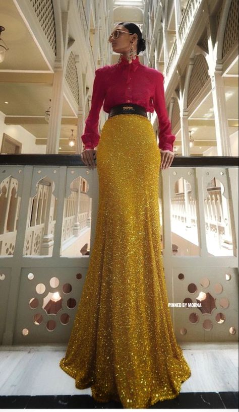 Sabyasachi Mukherjee - India 🇮🇳 Sabyasachi Dresses Anarkali, Sabyasachi Gown, Sabyasachi Dresses, Yellow Salwar, Designer Indian Wear, Red Long Skirt, Monday Outfit, Sabyasachi Mukherjee, Western Fits