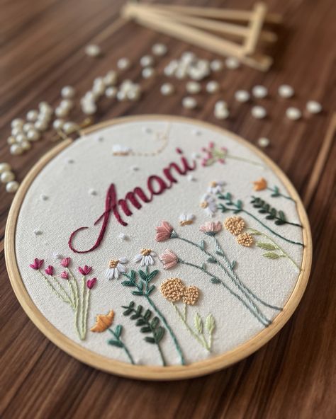 Embroidery artist, pretty hoop, anniversary gift, wedding gift, birthday gift, couple hoop embroidery, couple hoop, name hoop Birthday Embroidery Hoop Ideas, Couple Hoop Embroidery, Birthday Embroidery Hoop, Embroidery Hoop Ideas, Embroidery Couple, Birthday Embroidery, Embroidery Garden, Name Embroidery, Hoop Embroidery