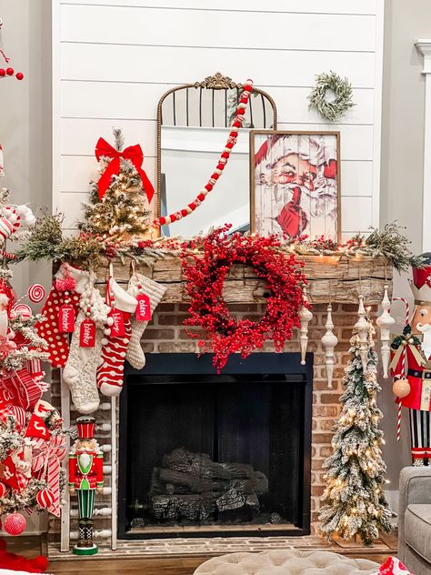 Christmas Mantle Decor Fireplaces, Farmhouse Christmas Mantle, Holiday Mantel Decor, Holiday Mantle Decor, Farmhouse Christmas Ornaments, Silver Christmas Decorations, Make A Bow, Holiday Mantel, Red And White Christmas