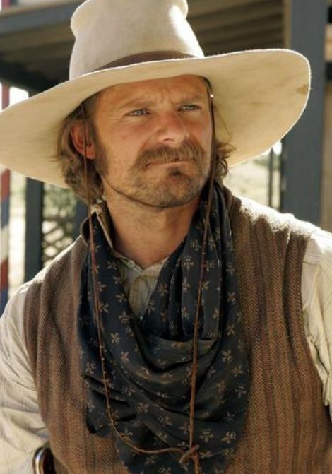 Steve Zahn, Comanche Moon, Old West Photos, Cowboy Artists, Western Costumes, Moon Images, American Western, Western Movie, Cowboys And Indians