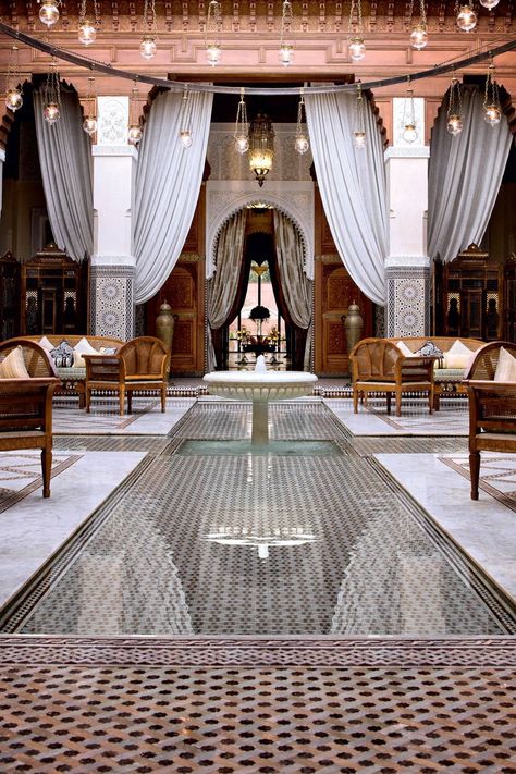 Royal Mansour Marrakech, Riad Marrakech, Spanish Hacienda, Marrakech Travel, Courtyard Design, Moroccan Interiors, Marrakech Morocco, Patio Interior, Moroccan Design