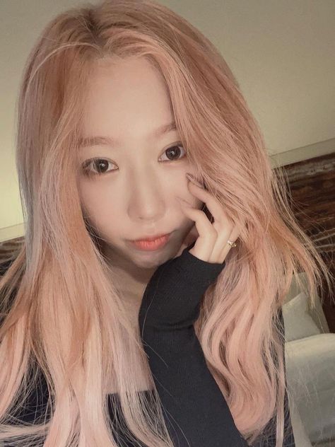 Handong Dreamcatcher, Odd Eyes, Ice Queen, Lil Wayne, April 27, Pink Hair, Kpop Idol, Kpop Girls, Dream Catcher