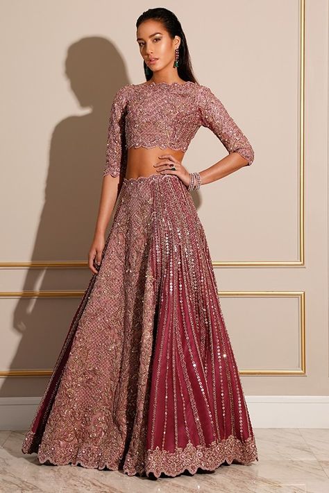 Bridal Shower Dress For Bride Pakistani, Mehandi Outfit, Desi Wardrobe, Indian Bridal Couture, Designer Bridal Lehenga Choli, Character Wardrobe, Latest Bridal Dresses, Bridal Attire, Designer Bridal Lehenga