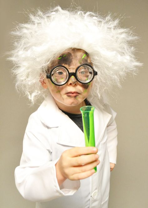 Mad Scientist Costume Diy, Crazy Scientist Costume, Mad Scientist Outfit, Scientist Outfit, Science Costumes, Mad Scientist Costume, Green Face Paint, Scientist Costume, Crazy Scientist