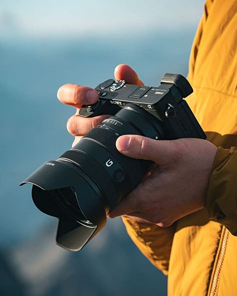 Dslr Camera Images, Sony A6600, Camera Life, Film Camera Photography, Its Official, Vlogging Camera, Dslr Background Images, Coffee Photography, Camera Hacks