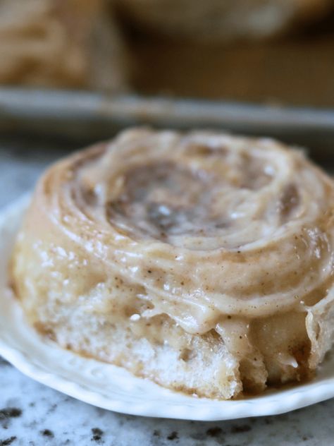 Apple Cider Sourdough, Sweet Sourdough Inclusions, Sourdough Apple Cinnamon Rolls, Leftover Apples, Sourdough Cinnamon Rolls, Butter Cream Cheese Frosting, Apple Cinnamon Rolls, Cinnamon Roll Dough, Warm Apple Cider