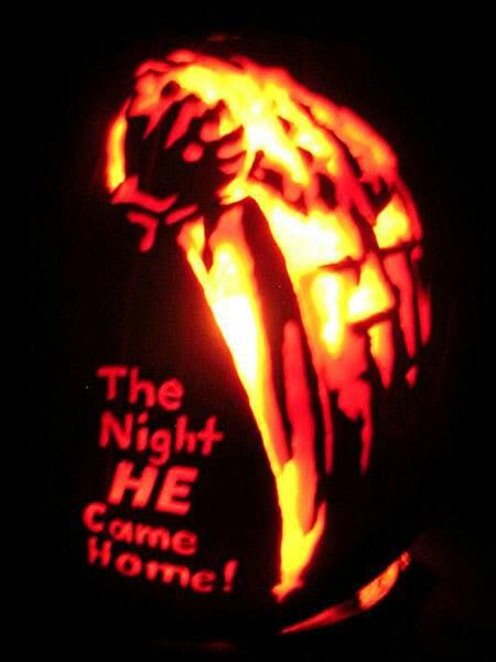 Halloween - The Night He Came Home Movie Pumpkin Carving, Best Pumpkin Carvings, Michael Myers Pumpkin, Chucky Face, Pumpkin Masters, Pumpkin Carving Tools, Pumkin Carving, Pumpkin Carving Contest, Creative Pumpkin Carving