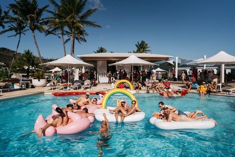 How To Nail A Wedding Recovery Party - WedShed Wedding Recovery Outfit, Wedding Recovery Pool Party, Wedding Recovery Brunch, Wedding Recovery Day, Day After Wedding Pool Party, After Wedding Pool Party, Post Wedding Pool Party, Pool Party Brunch, Wedding Recovery Party